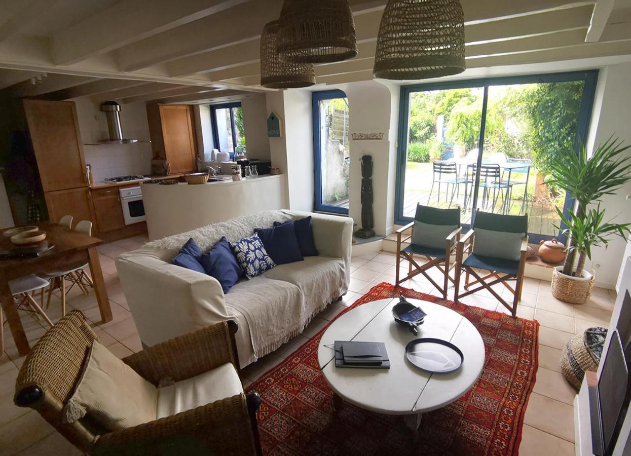 Lile Bleue, Un Parfum De Voyage Villa Cholet Exterior foto